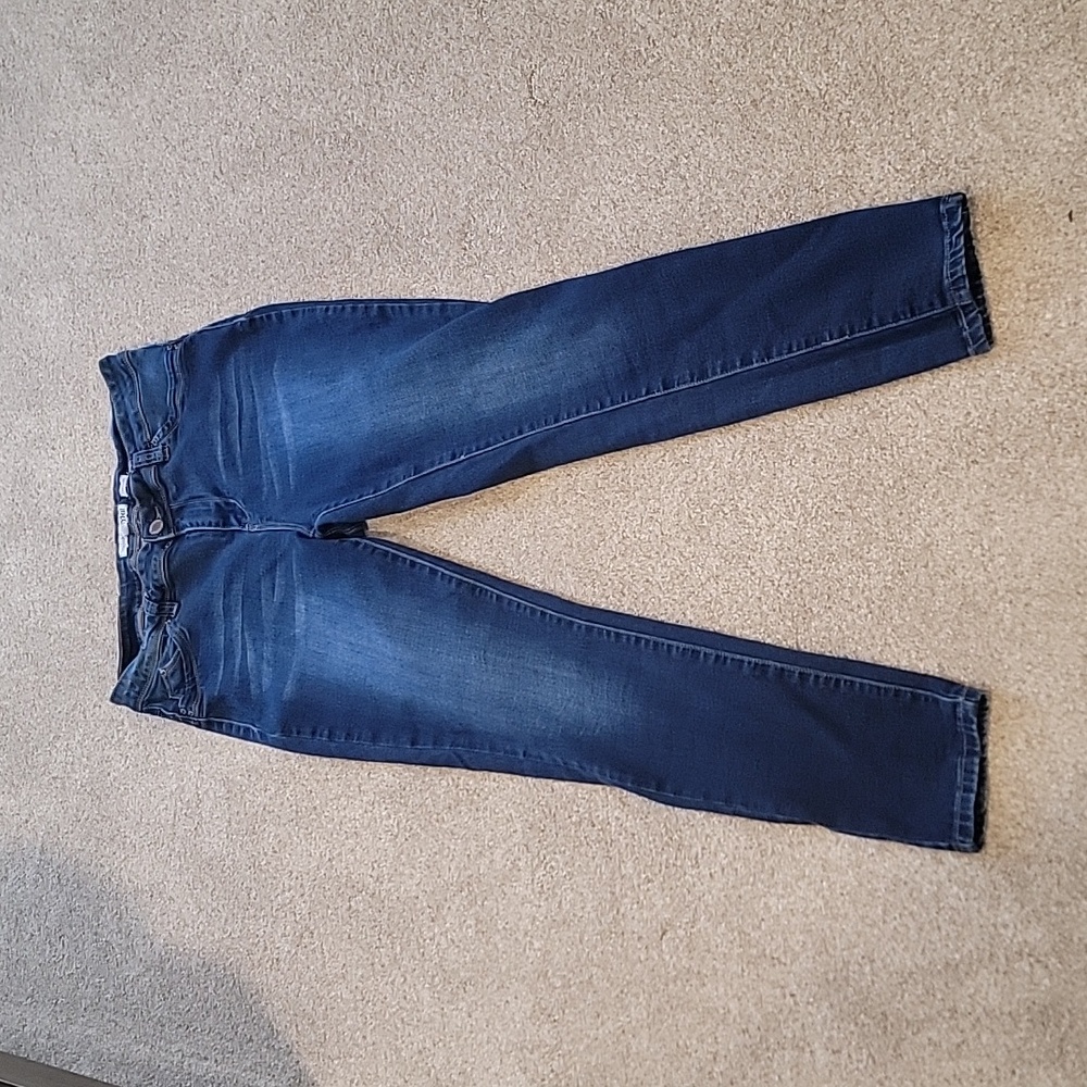YMI WannaBettaButt MidRise skinny jean